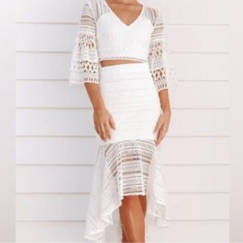 Two Sisters White Lace Crop Top Skirt Set in White